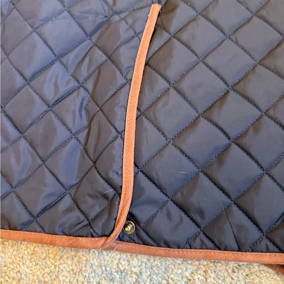 Quilted Jacket by Ralph Lauren. removable Hood, faux suede trim, & kick pleat - Picture 4 of 5